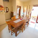 Vibrant Getaway In Seminyak: Villa Buyaya
